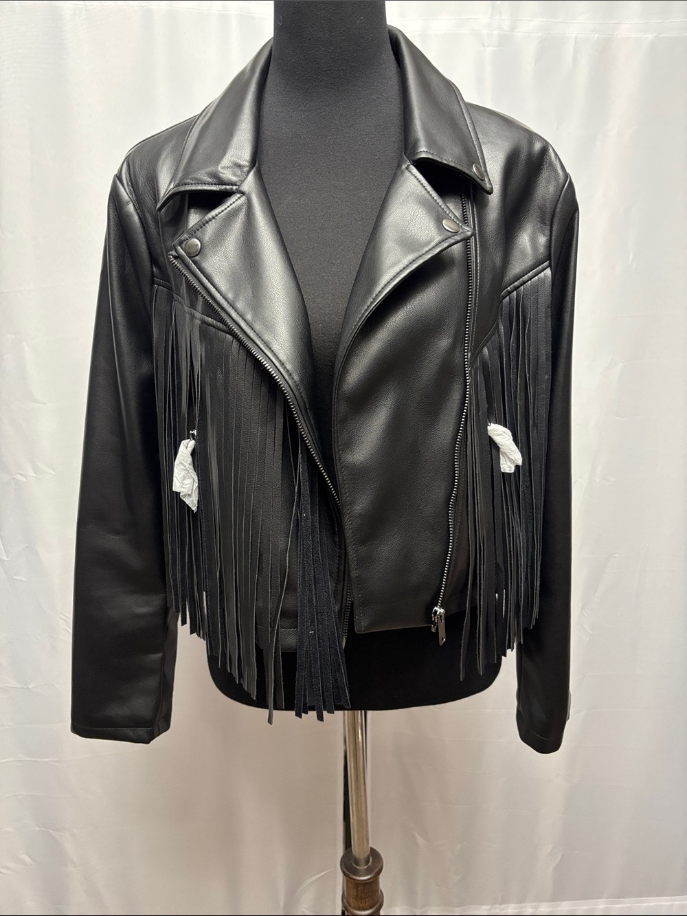 sofia by sofia vergara Black Fringe Faux Leather Moto Biker Jacket Size Large - Picture 4 of 10